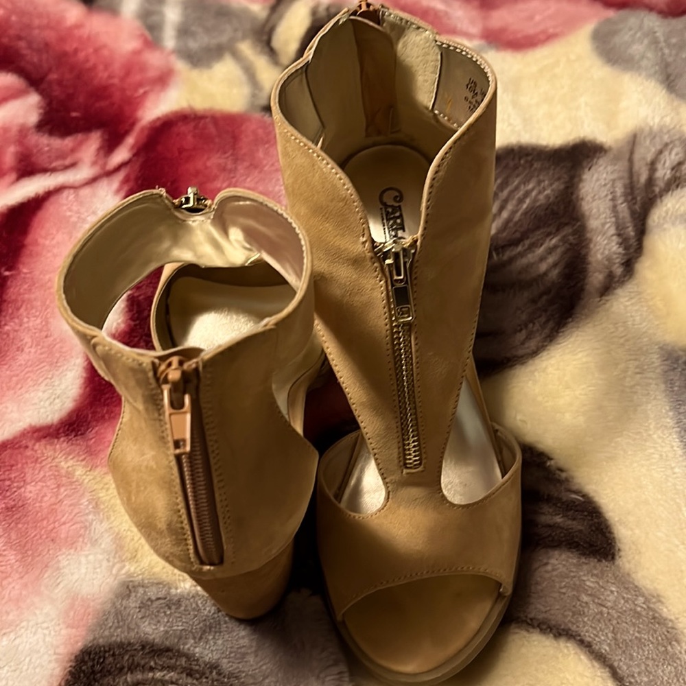 Beautiful sexy heal tan color size 10